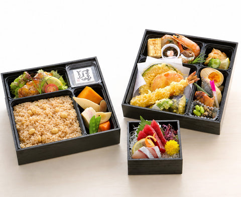 お盆期間用 会席折詰 偲（しのび）【お刺身付・醤油ぶかし】(最終お渡し16:30迄)